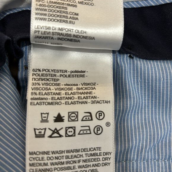 Men’s Dockers straight fit khakis, deep tan colour - Picture 6 of 7